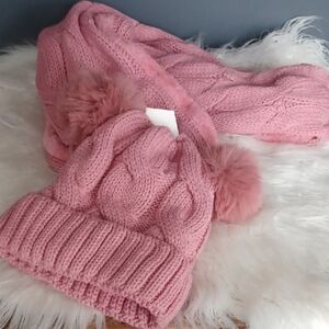 Hat & Scarf Set